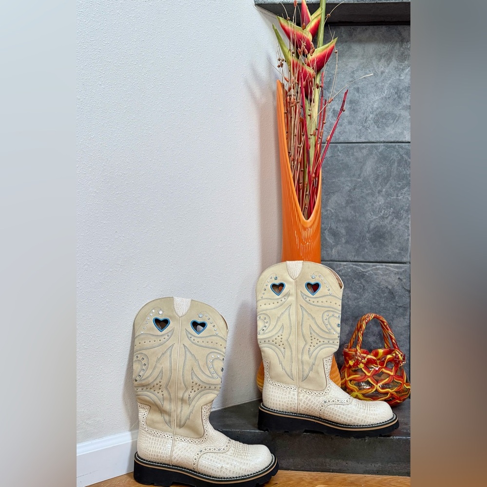 ARIAT Hearts Cowboy Cowgirl Boots FATBOY BABY BUCK Cream Bone Gator Leather - Picture 16 of 17
